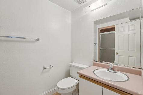 425 Mission Boulevard Santa Rosa CA 95409