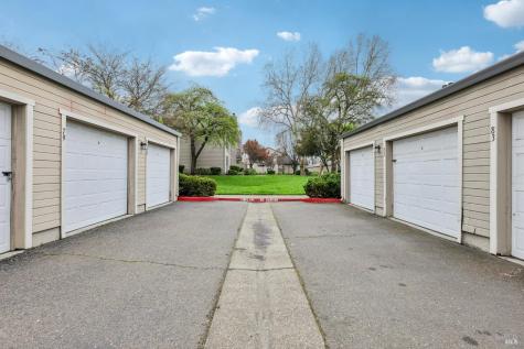 425 Mission Boulevard Santa Rosa CA 95409
