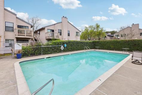 425 Mission Boulevard Santa Rosa CA 95409