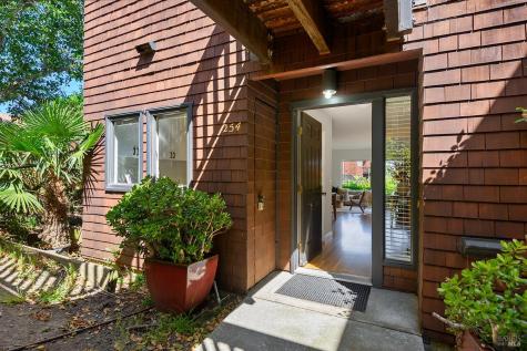 254 Headlands Court Sausalito CA 94965