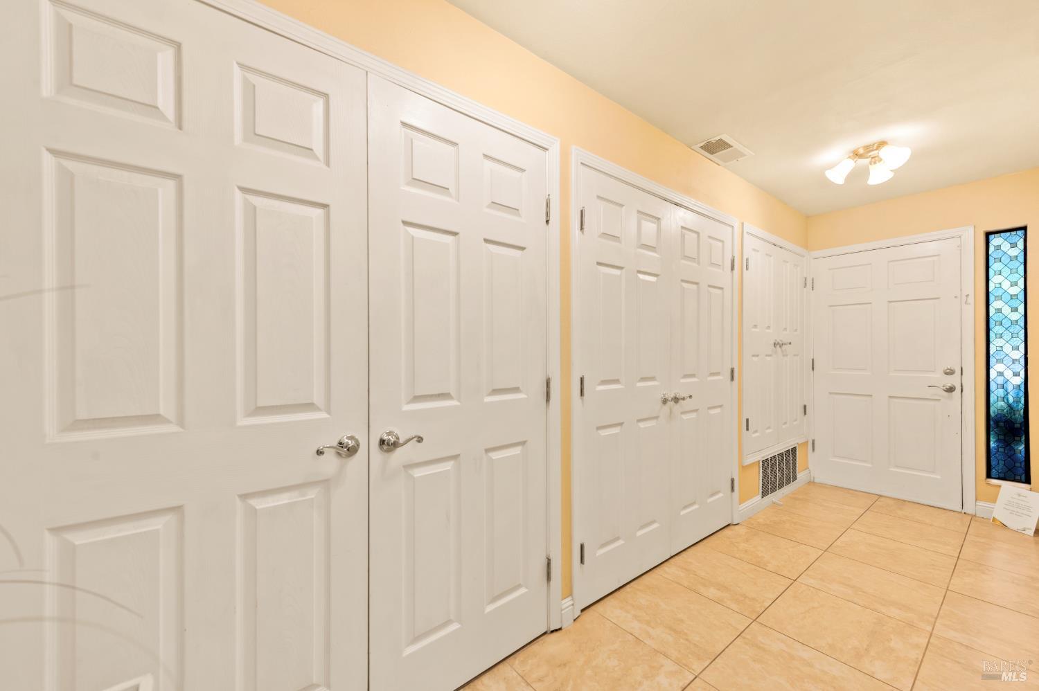 779 S Freeway Drive Napa CA 94558
