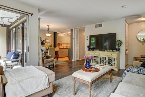 60 Surrey Lane San Rafael CA 94903