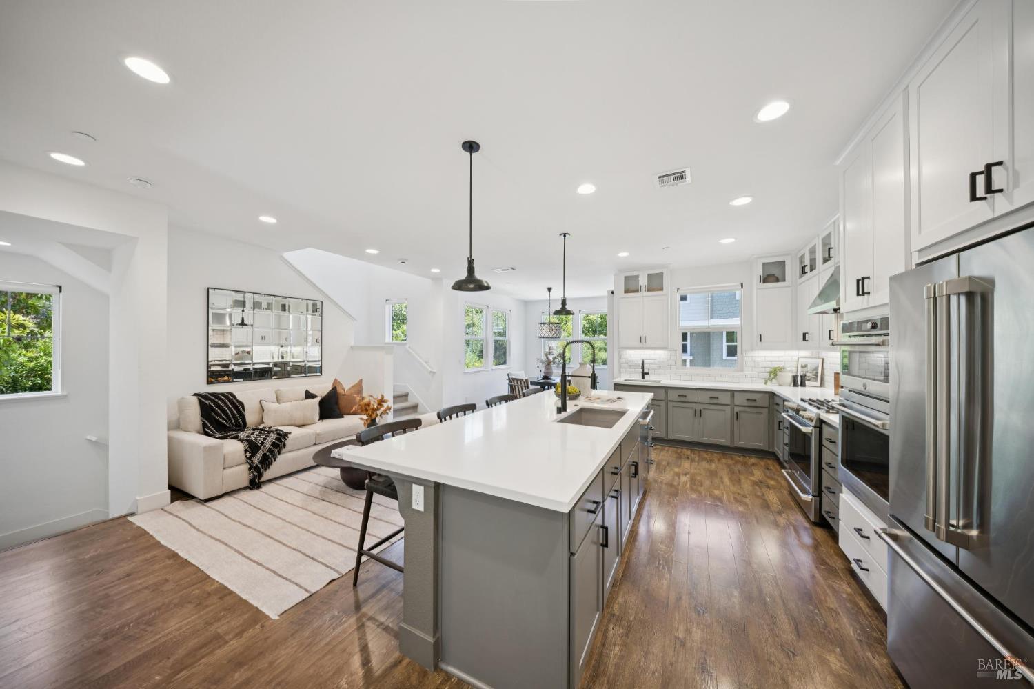 1425 Casa Buena Drive Corte Madera CA 94925