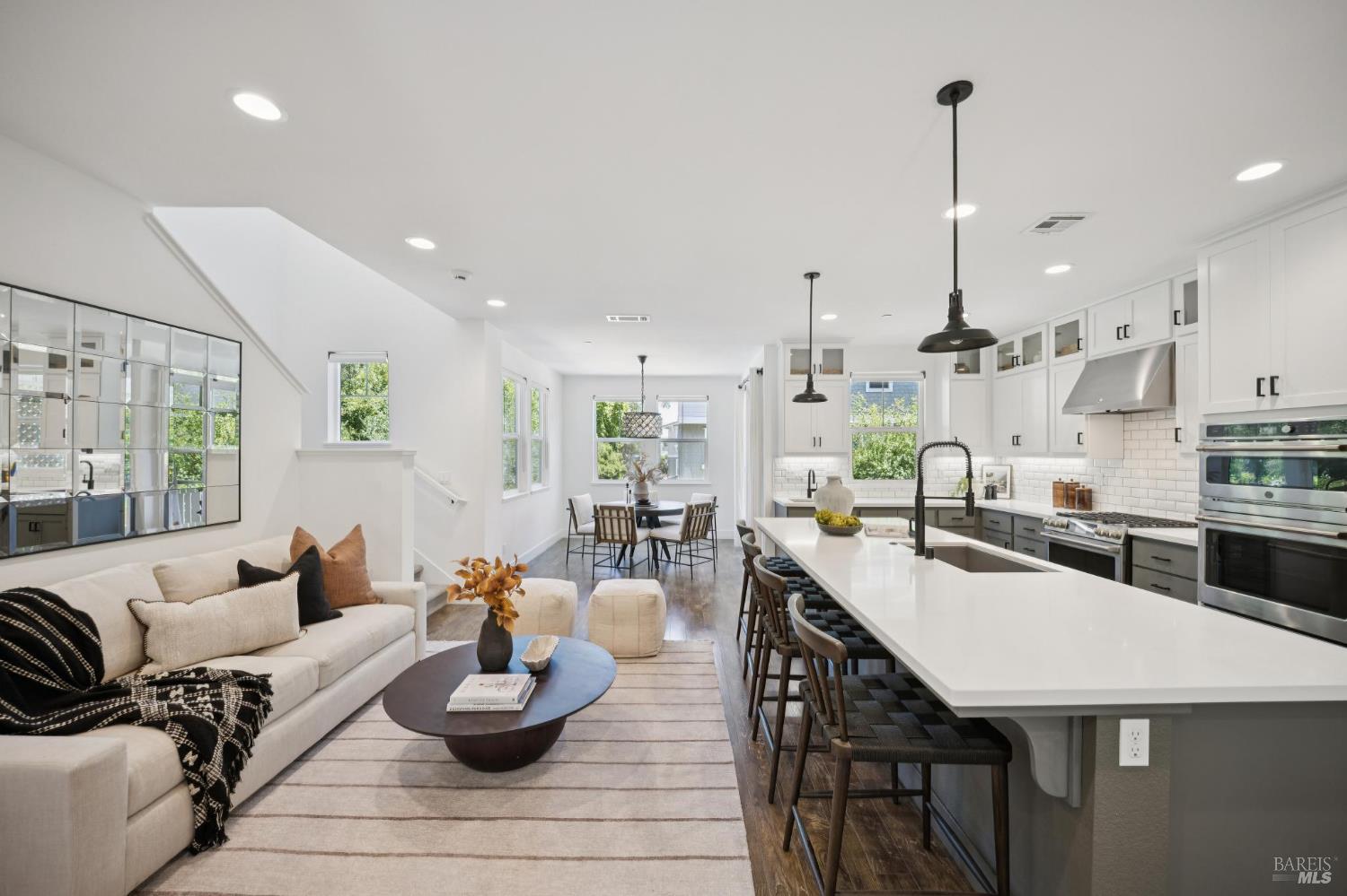 1425 Casa Buena Drive Corte Madera CA 94925