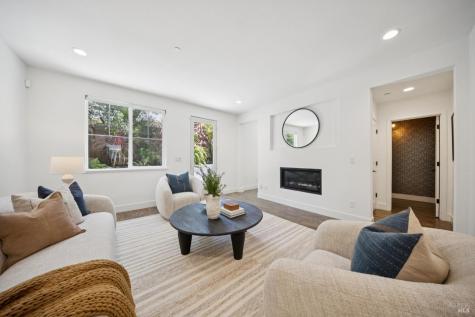 1425 Casa Buena Drive Corte Madera CA 94925