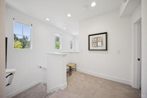 1425 Casa Buena Drive Corte Madera CA 94925