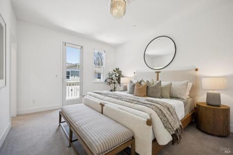 1425 Casa Buena Drive Corte Madera CA 94925