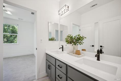 1425 Casa Buena Drive Corte Madera CA 94925