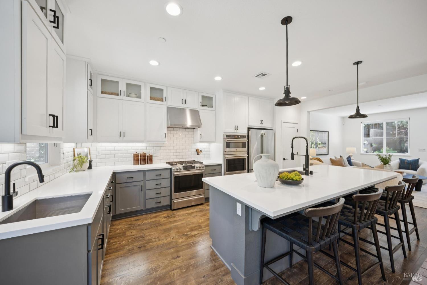 1425 Casa Buena Drive Corte Madera CA 94925