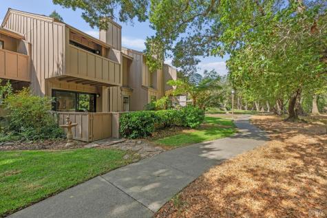 41 Flicker Drive Novato CA 94949
