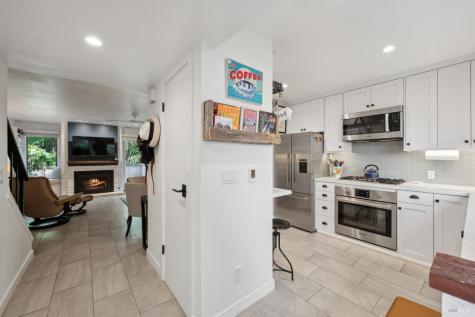 41 Flicker Drive Novato CA 94949