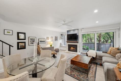 41 Flicker Drive Novato CA 94949