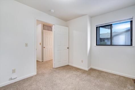121 Elbridge Avenue Cloverdale CA 95425