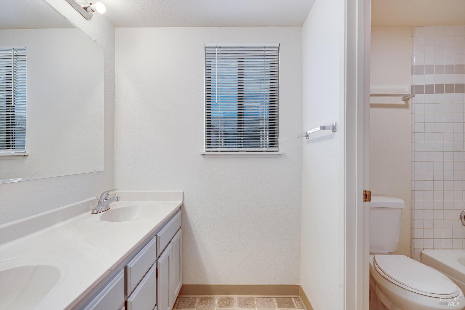 121 Elbridge Avenue Cloverdale CA 95425