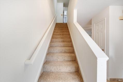 121 Elbridge Avenue Cloverdale CA 95425