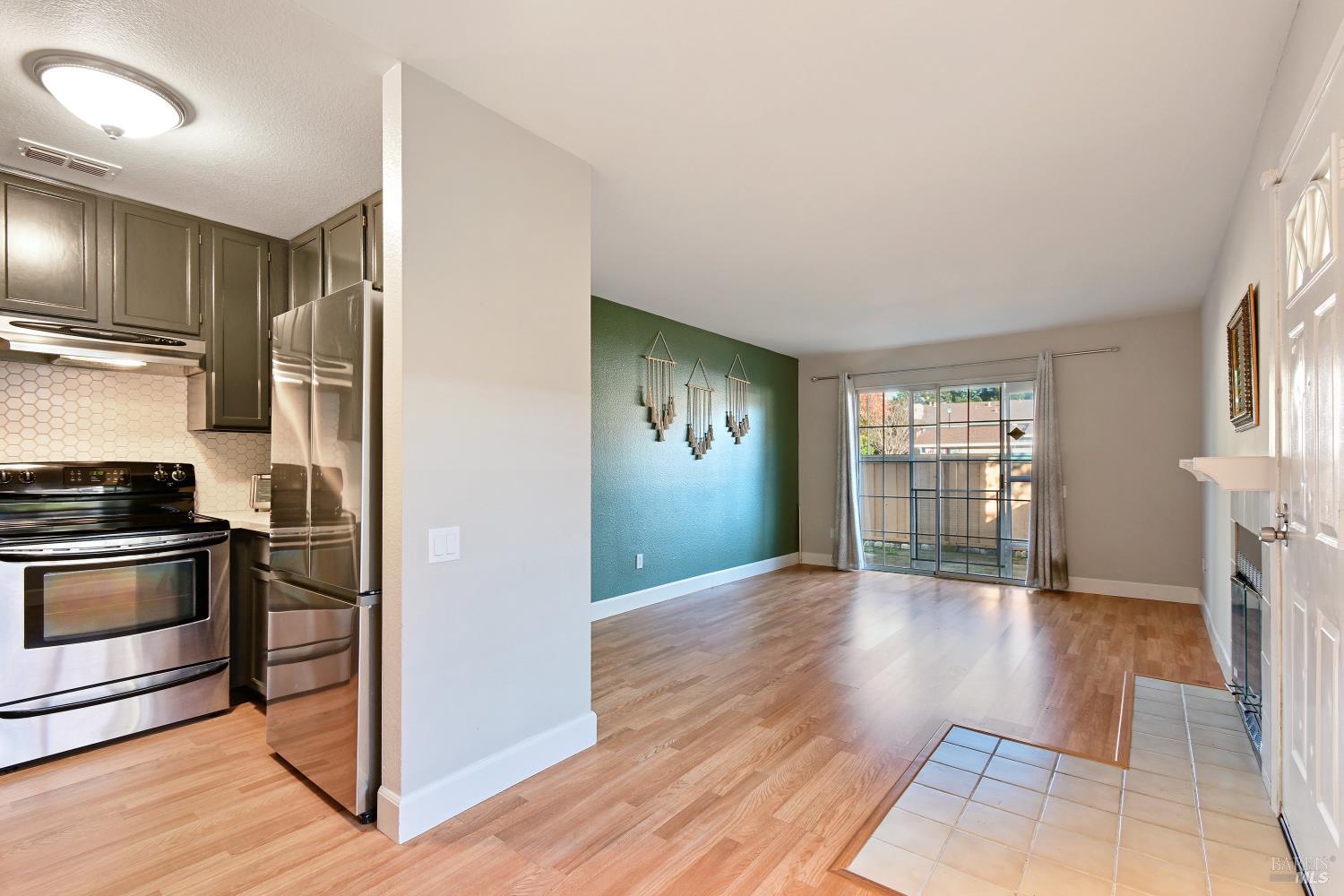 145 Glenwood Hercules CA 94547