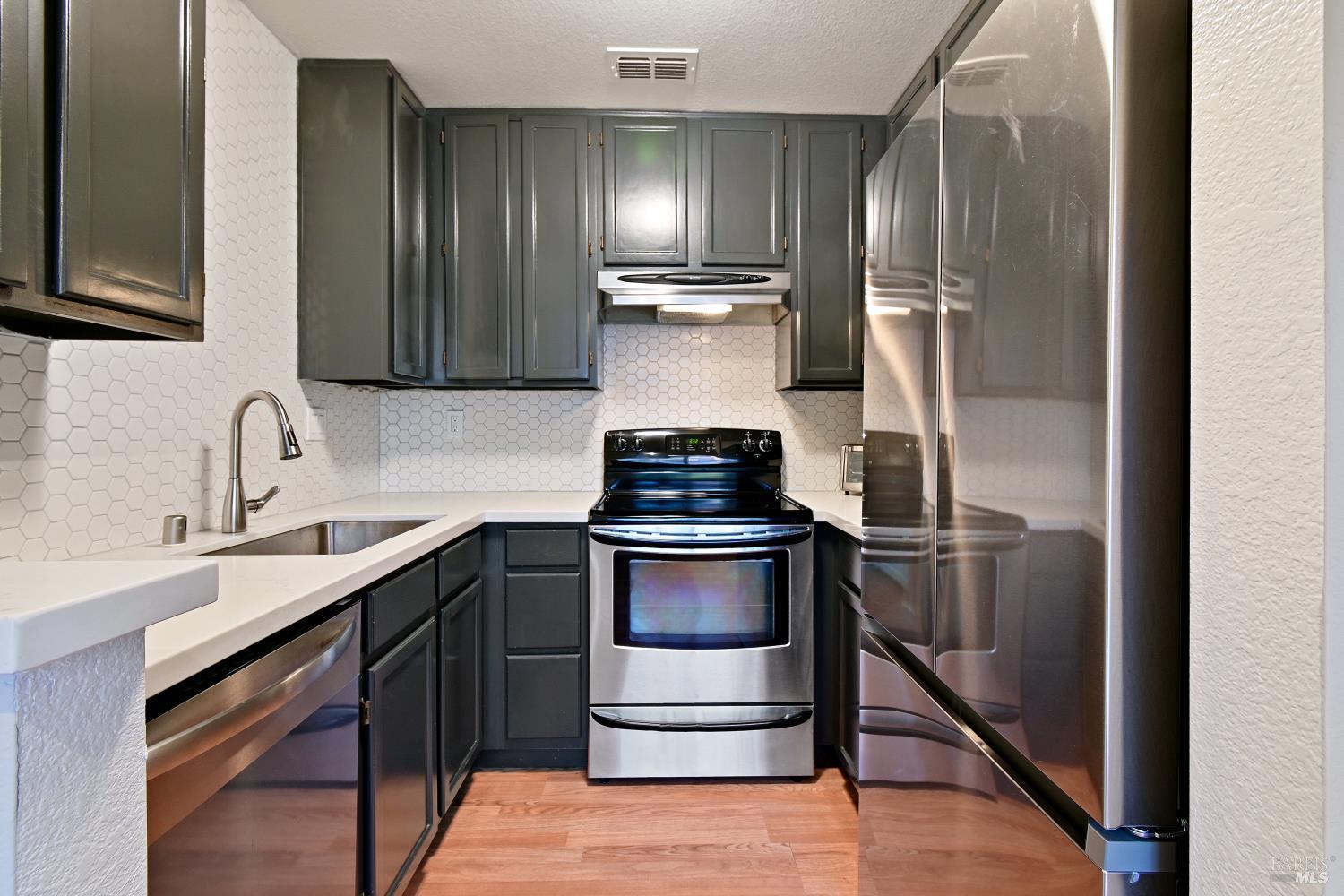 145 Glenwood Hercules CA 94547
