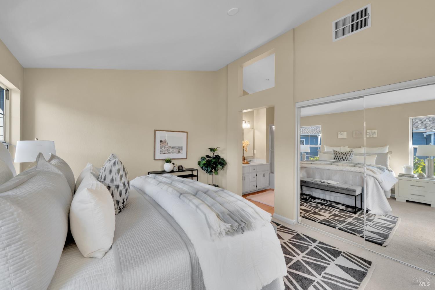 498 E E Street Benicia CA 94510