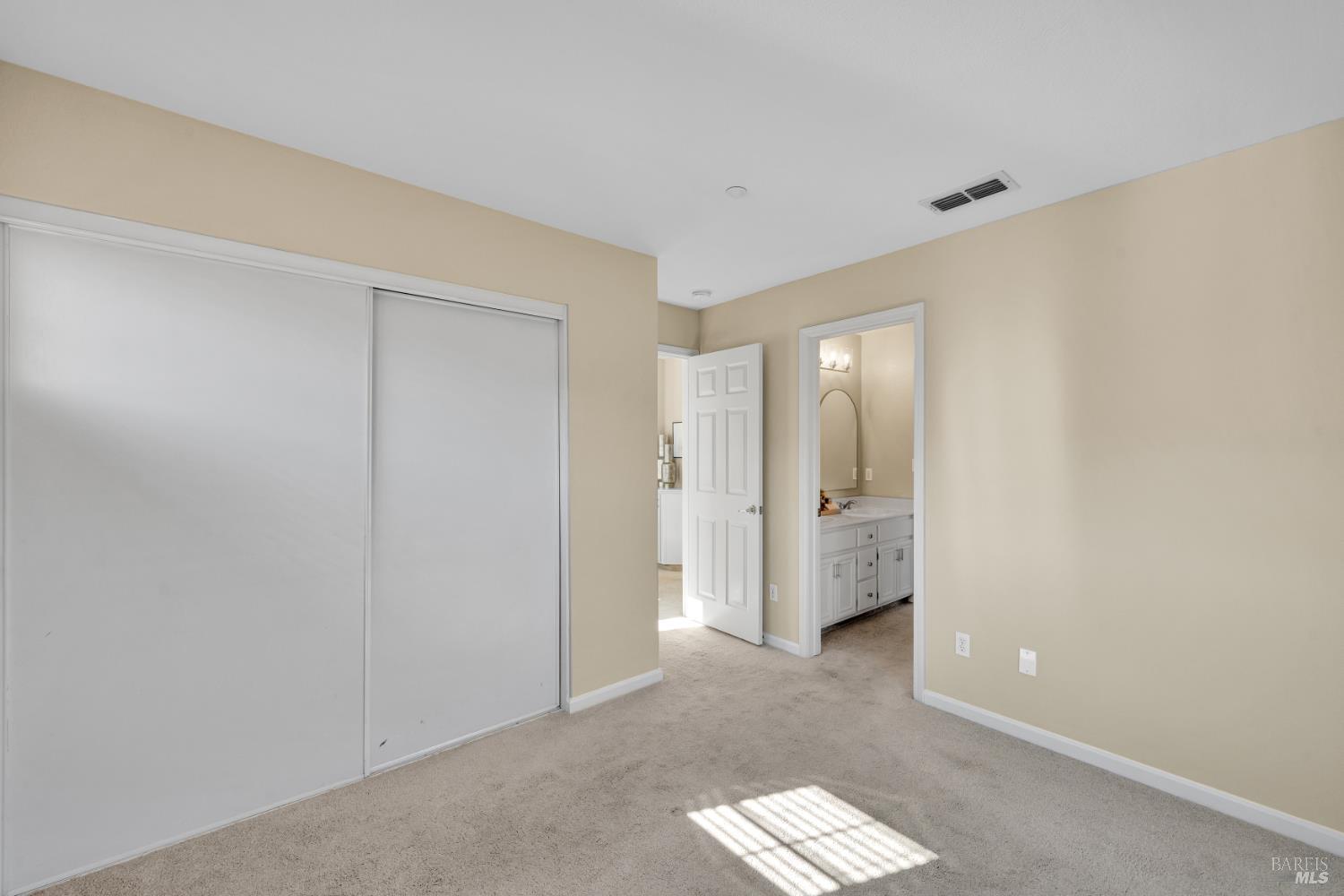 498 E E Street Benicia CA 94510