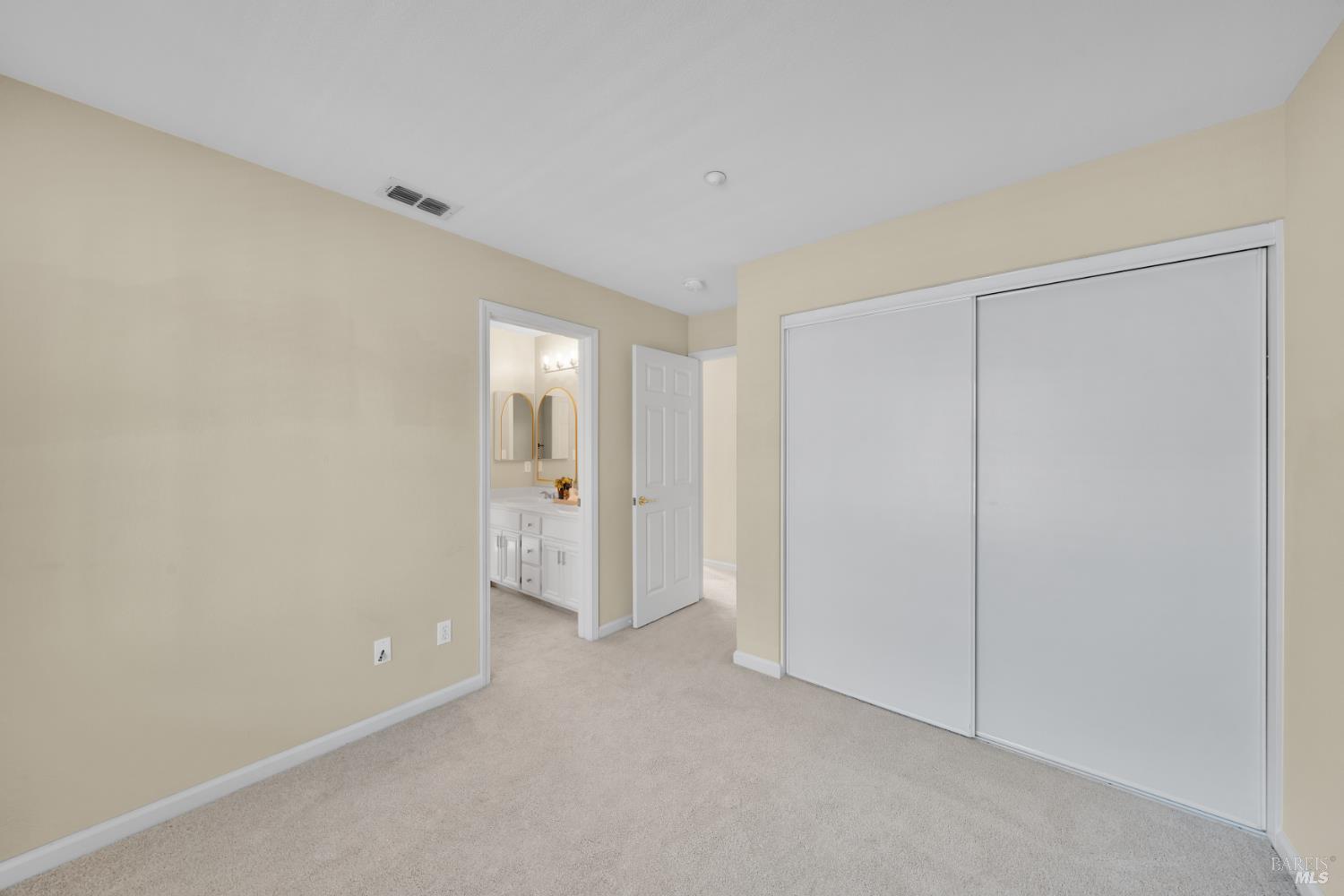 498 E E Street Benicia CA 94510