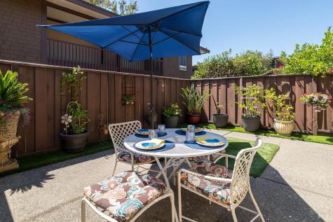 82 Surrey Lane San Rafael CA 94903