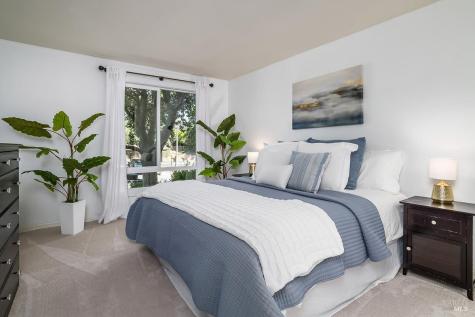 82 Surrey Lane San Rafael CA 94903