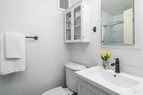 82 Surrey Lane San Rafael CA 94903