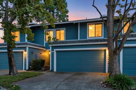 1103 Marylyn Circle Petaluma CA 94954