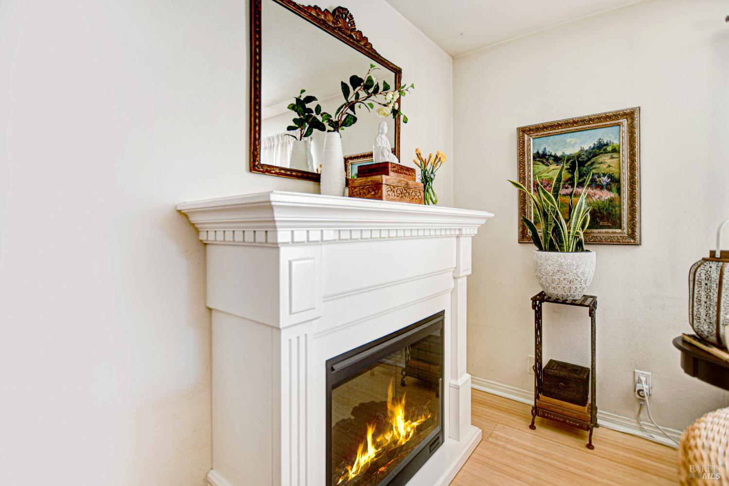 1574 Yardley Street Santa Rosa CA 95403