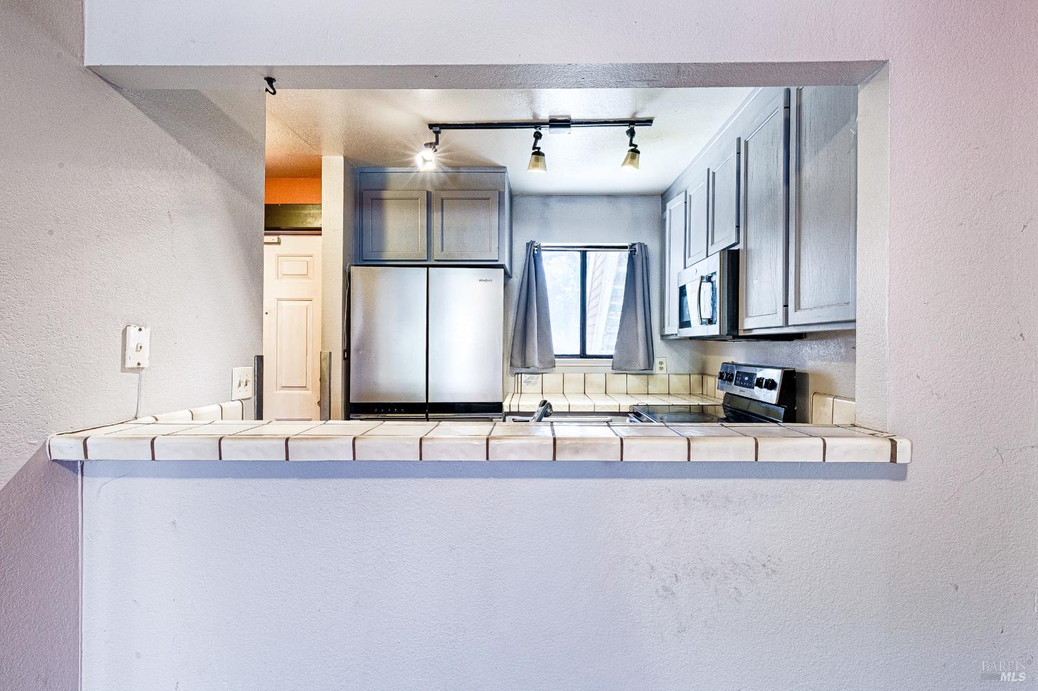901 Russell Avenue Santa Rosa CA 95403