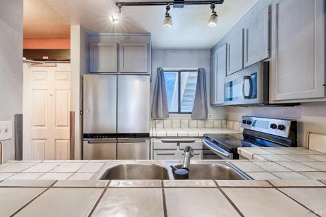 901 Russell Avenue Santa Rosa CA 95403