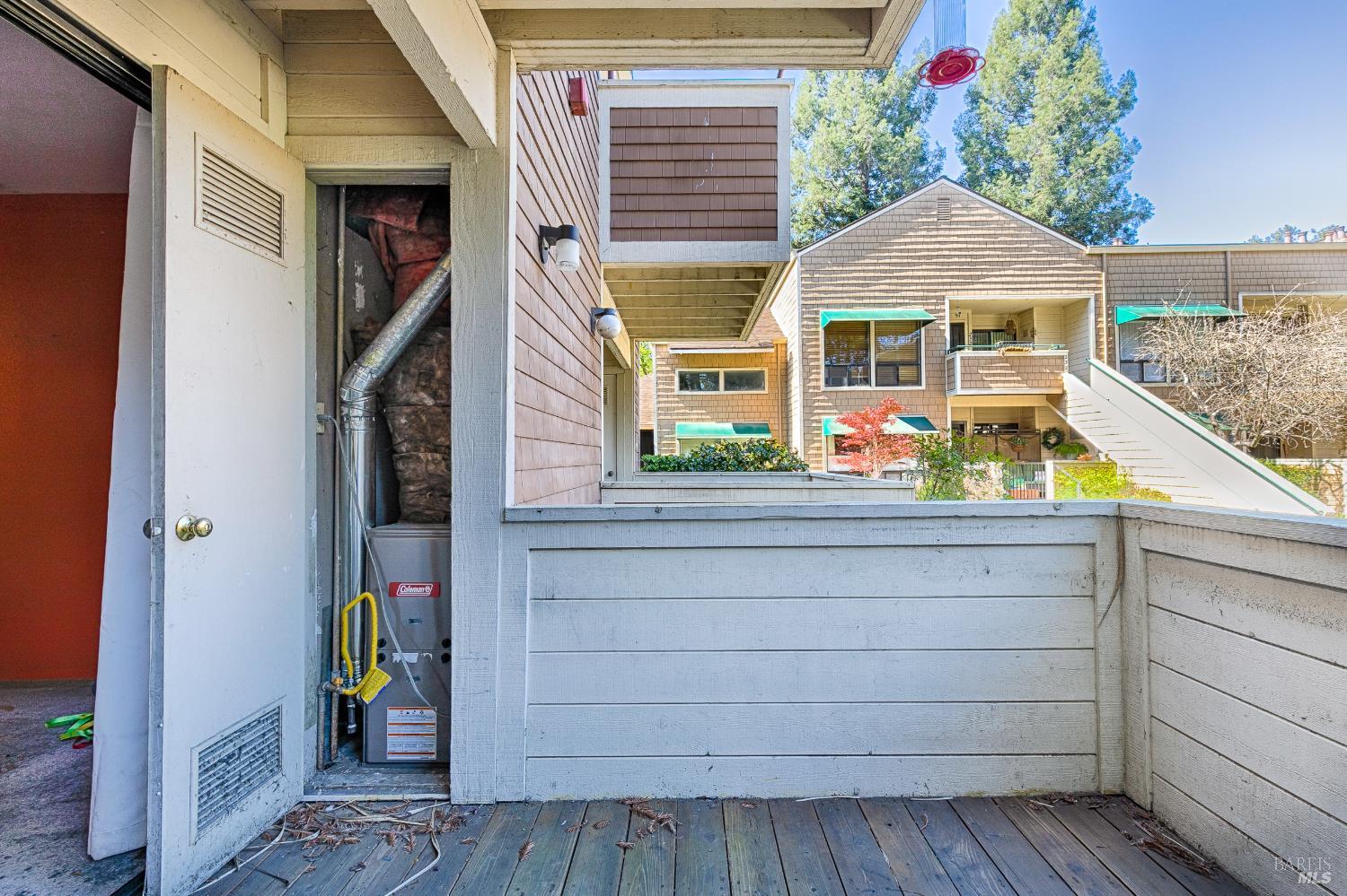 901 Russell Avenue Santa Rosa CA 95403