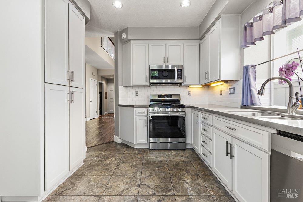 383 N Wildwood Hercules CA 94547