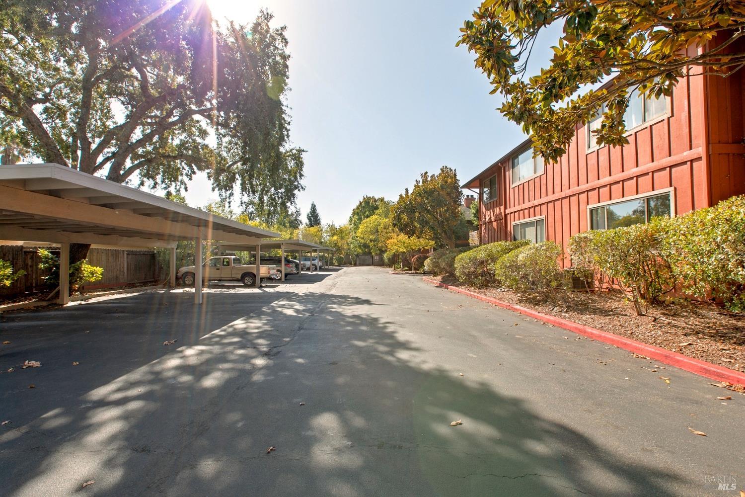 256 W Agua Caliente Road Sonoma CA 95476