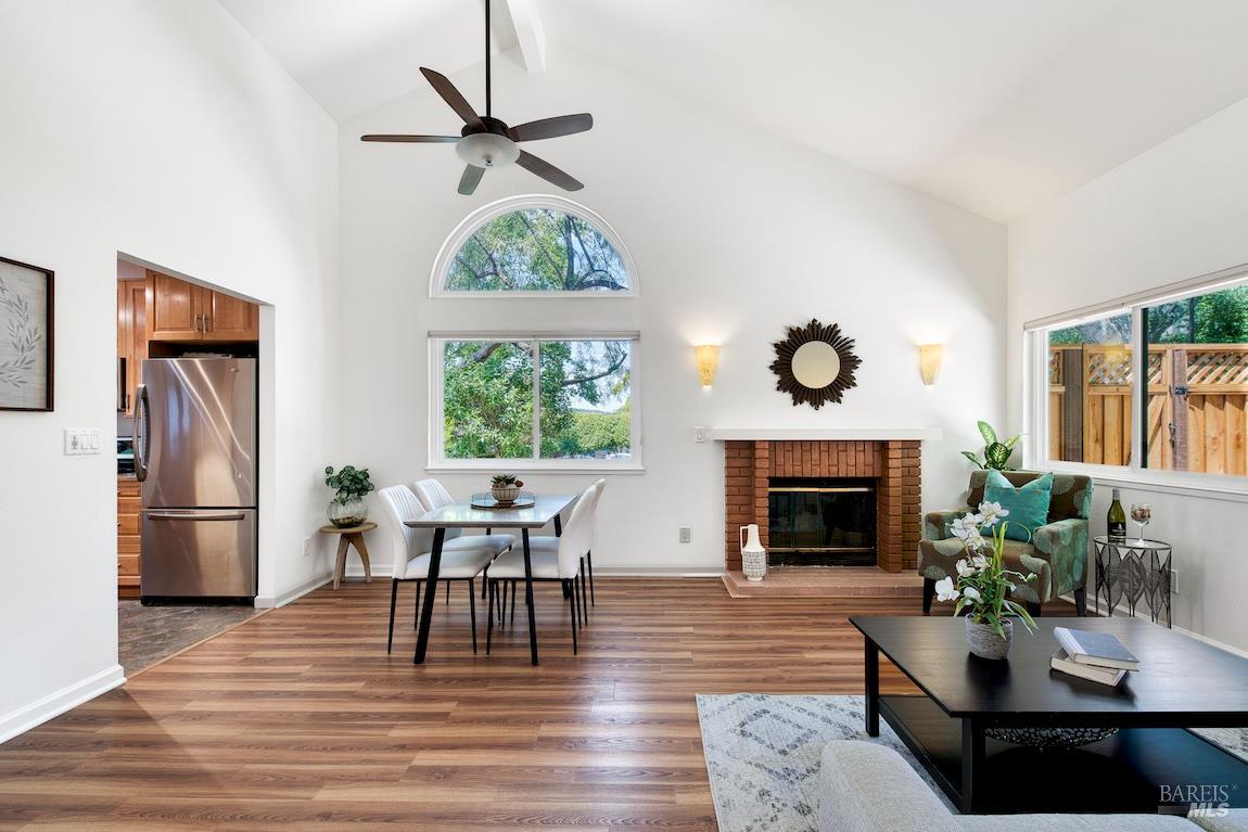 98 Village Circle San Rafael CA 94903