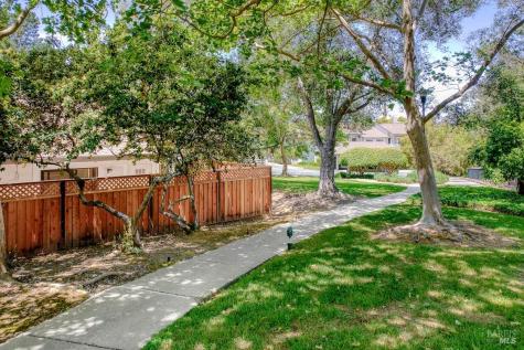 98 Village Circle San Rafael CA 94903