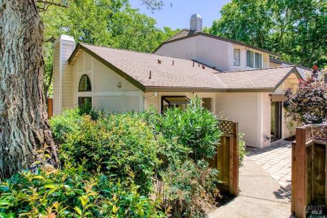 98 Village Circle San Rafael CA 94903
