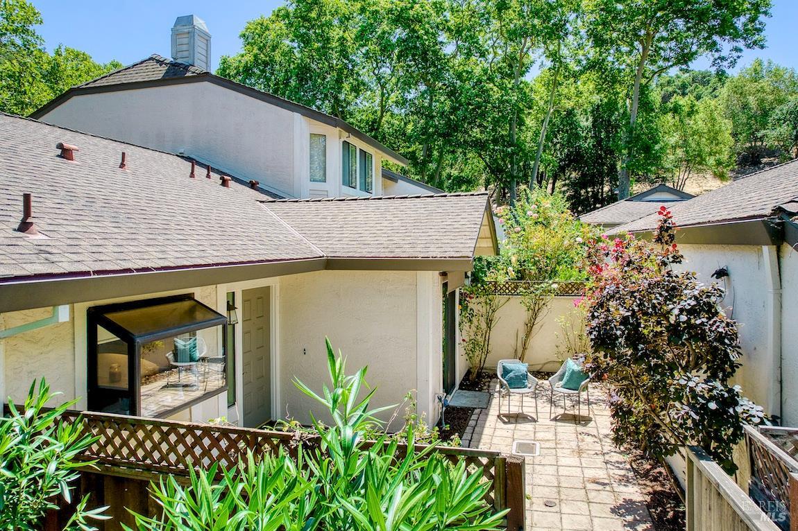 98 Village Circle San Rafael CA 94903
