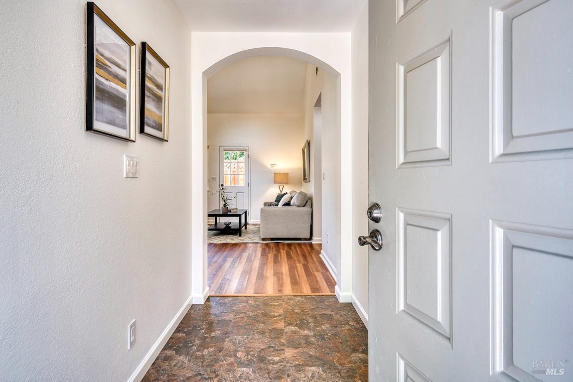 98 Village Circle San Rafael CA 94903