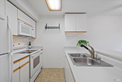 599 Mission Boulevard Santa Rosa CA 95409