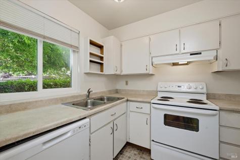 518 Santa Alicia Drive Rohnert Park CA 94928
