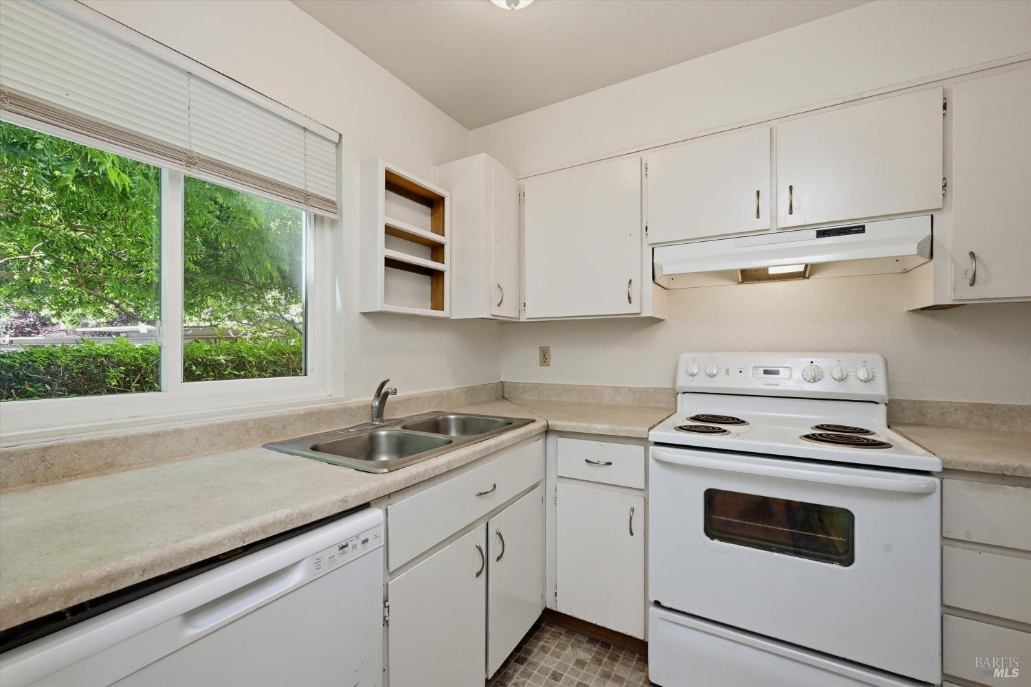 518 Santa Alicia Drive Rohnert Park CA 94928