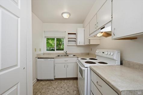 518 Santa Alicia Drive Rohnert Park CA 94928