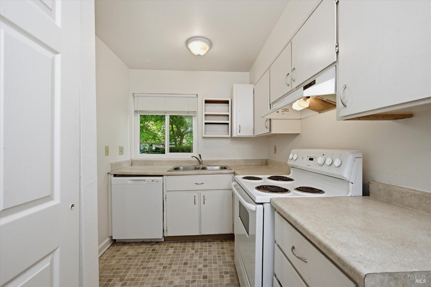 518 Santa Alicia Drive Rohnert Park CA 94928