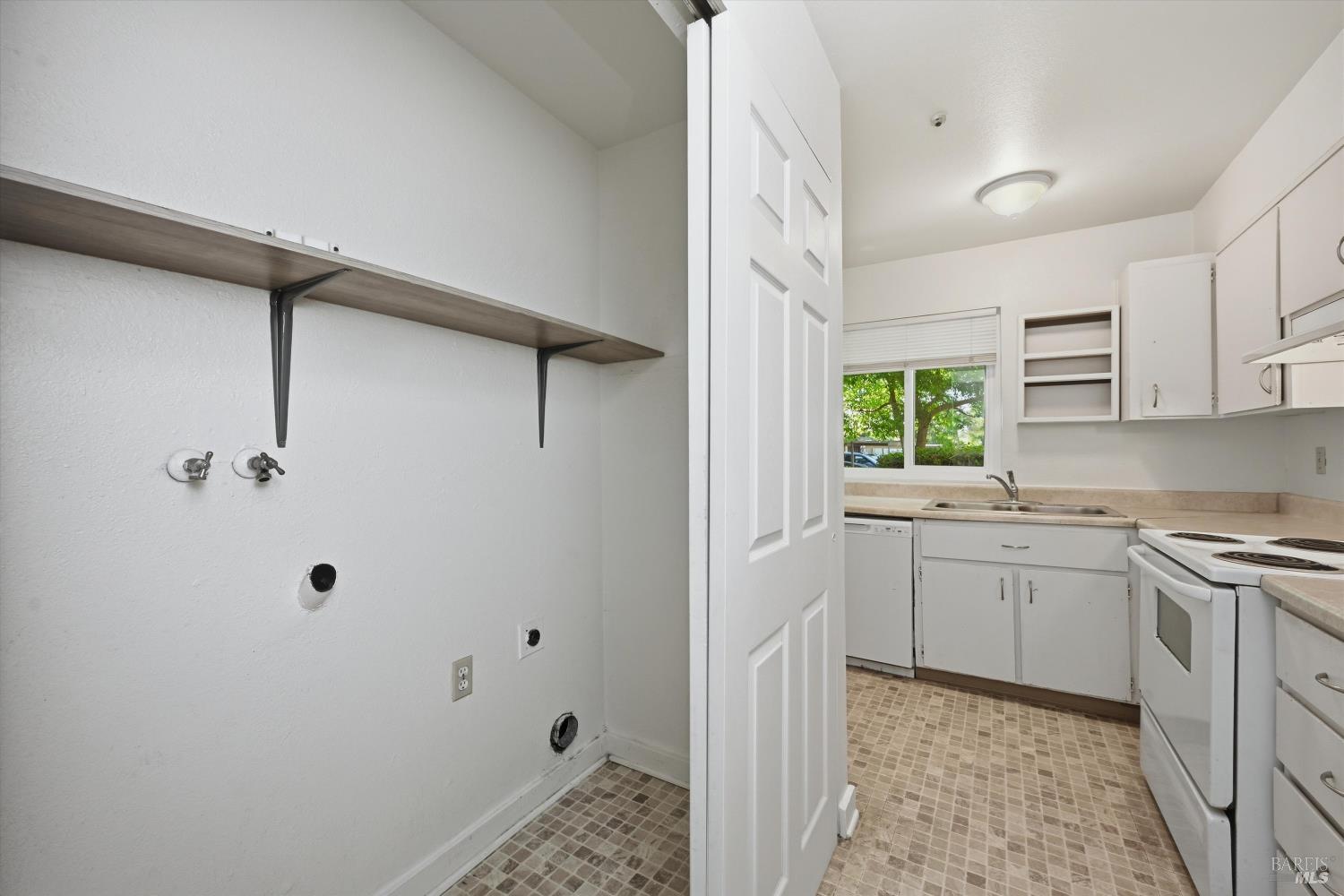518 Santa Alicia Drive Rohnert Park CA 94928