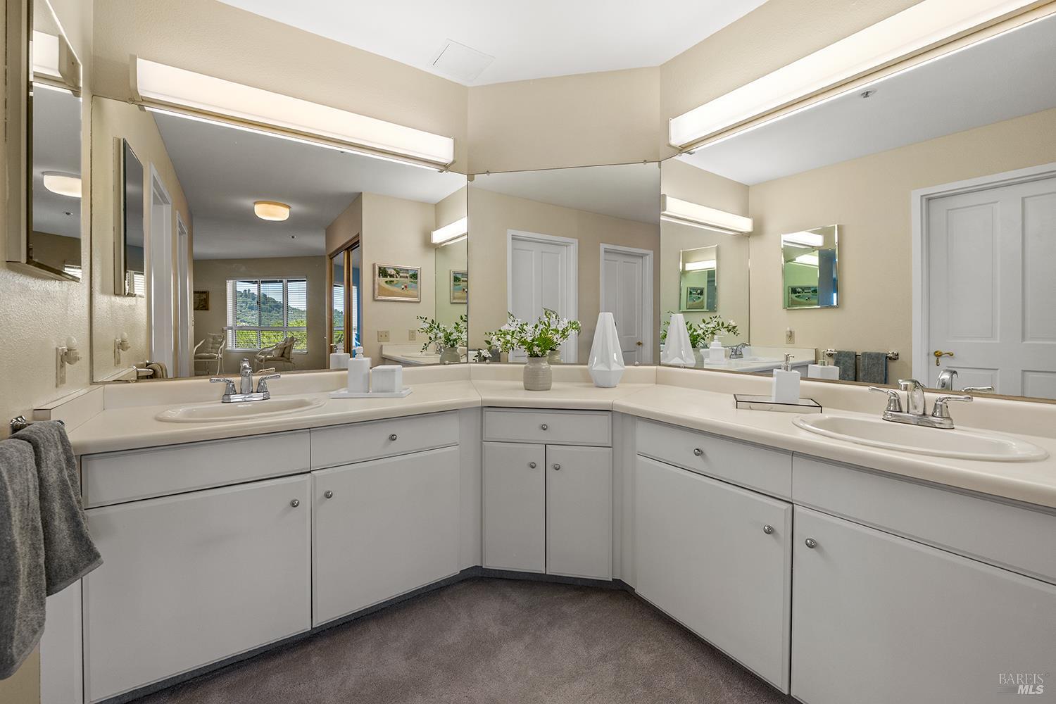 100 Thorndale Drive San Rafael CA 94903