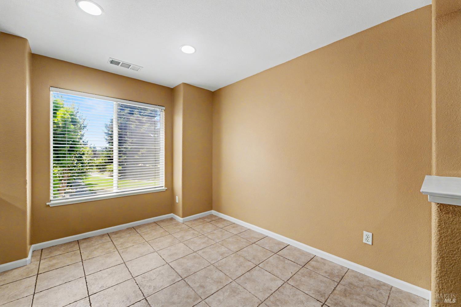 150 Santa Margarita Street San Pablo CA 94806