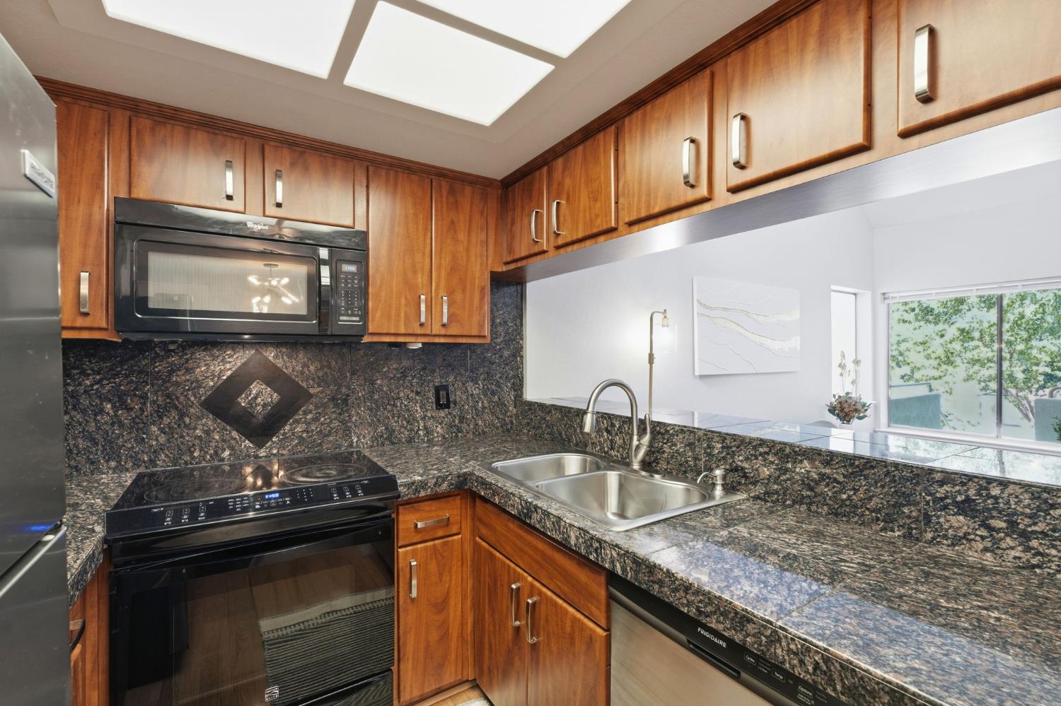 2581 Fulton Square Lane Sacramento CA 95821