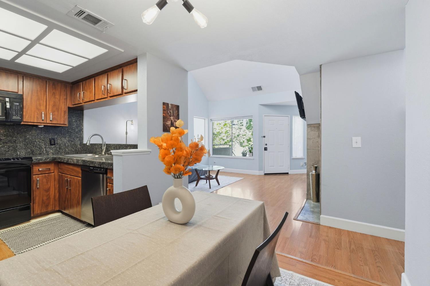 2581 Fulton Square Lane Sacramento CA 95821