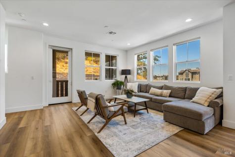 649 Semillon Lane Santa Rosa CA 95403